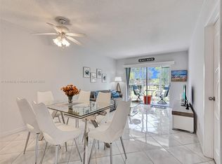 1201 Hillcrest Ct APT 208, Hollywood, FL 33021