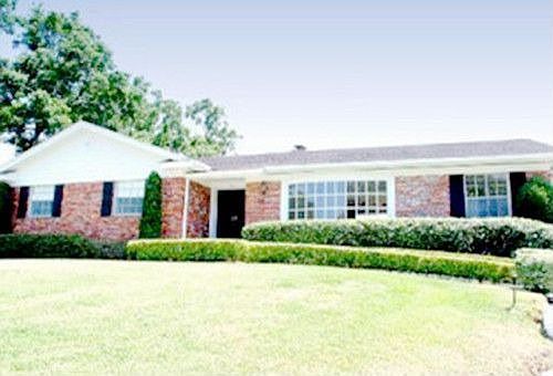 1st image of 444 Jennie Jewel Dr