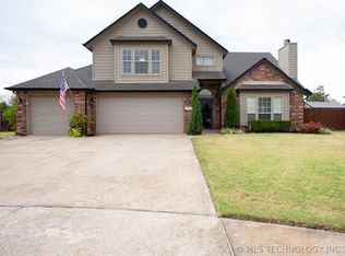 1712 W Waco Ct, Broken Arrow, OK 74011