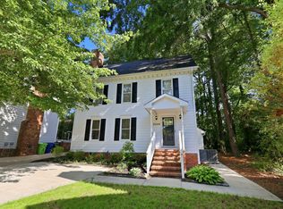3329 Derbyshire Pl, Raleigh, NC 27604