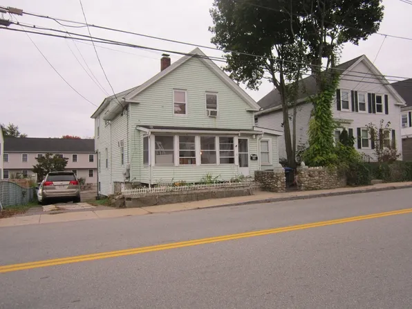36 Depot St, Milford, MA 01757