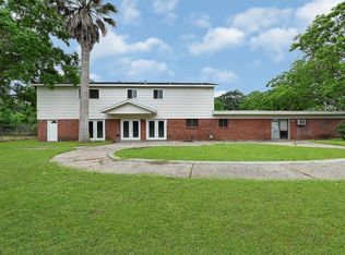 141 Atwood Ln, Freeport, TX 77541