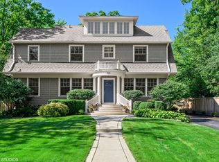 921 Pine St, Winnetka, IL 60093