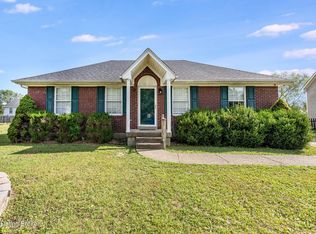 186 Lakes Edge Dr, Shepherdsville, KY 40165