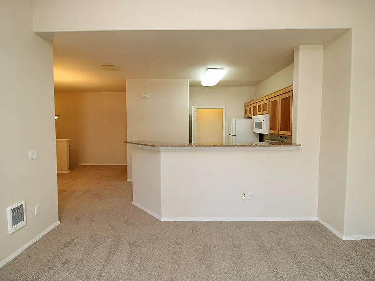 1170 NE 64th Ln #1206-1208 — Photo 8