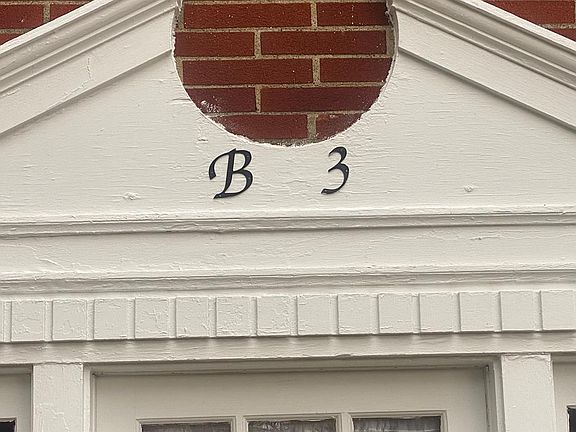 4th image of 1810 National Road   B3-109