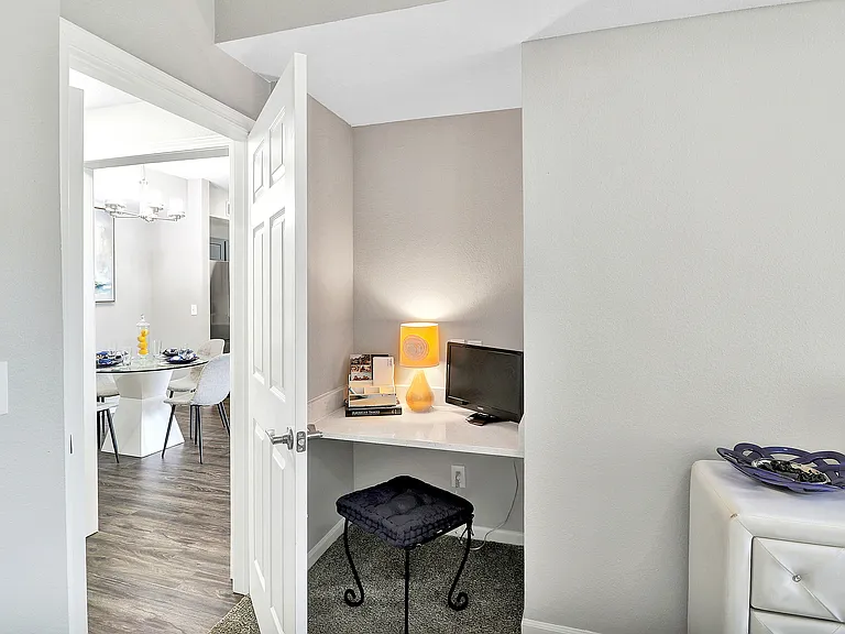 The Vintage at Zona Rosa Apartment Homes — Photo 15