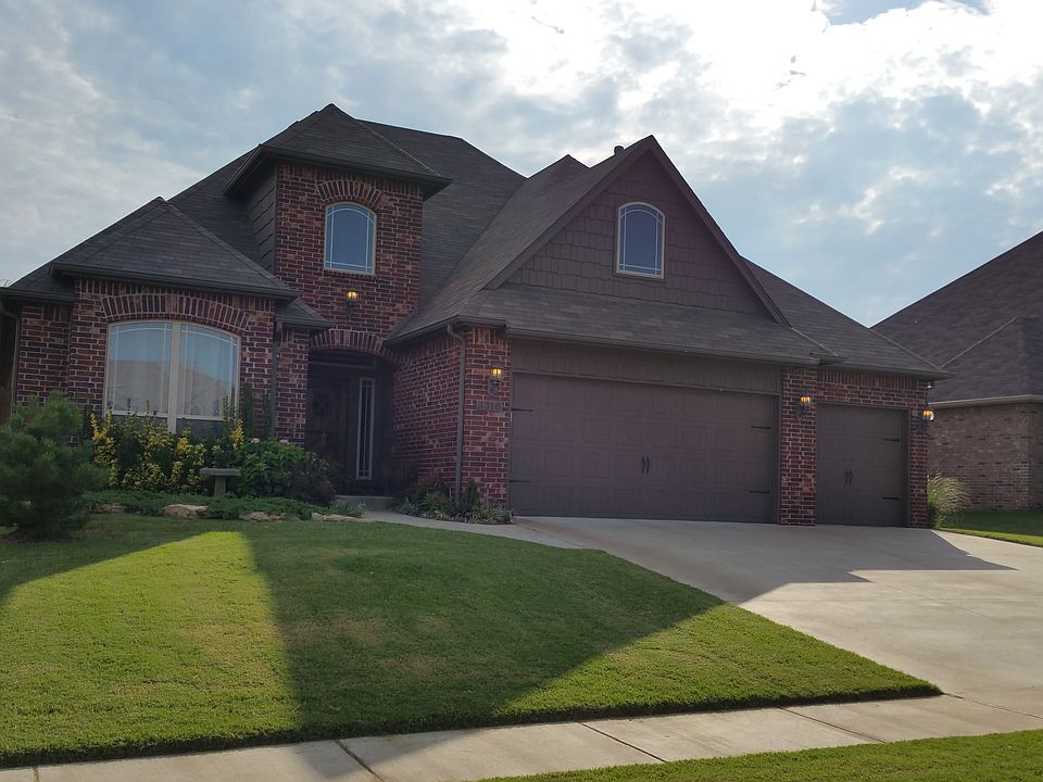 1st image of 3318 S 207 East Ave