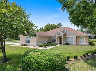 2 Heuchera Ct W, Homosassa, FL 34446