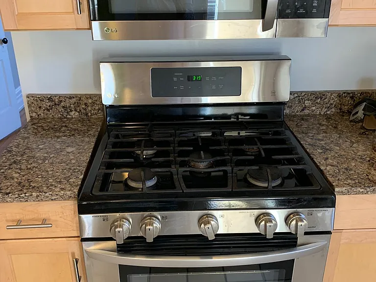 2502 W Argyle Pl — Photo 11