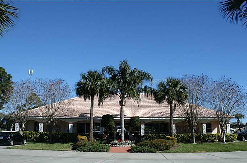 2nd image of 2294 Shuttle Cir #25