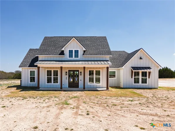 305 Willow Oak Dr, Goldthwaite, TX 76844