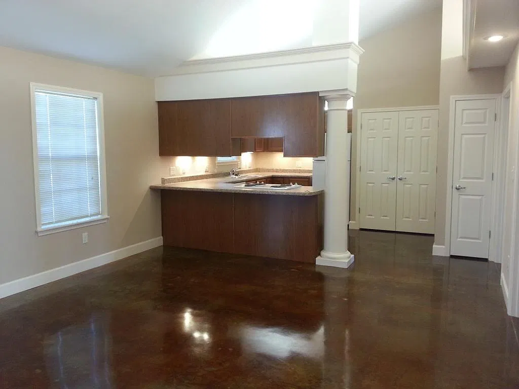 2 bed, 900 sqft, $975 — Photo 3