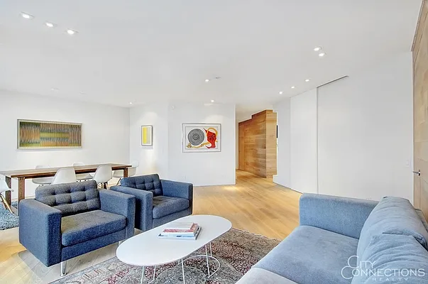 Rented by City Connections Realty | media 20