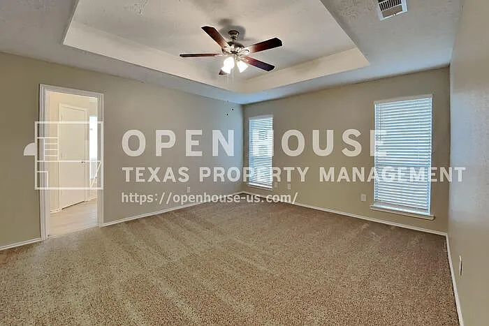 1217 Seabrook Dr — Photo 10