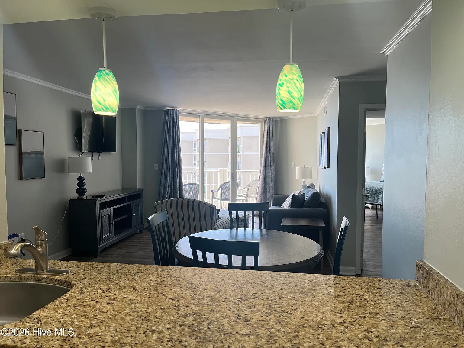 2 bed, 2.0 bath, $2,300 — Photo 3