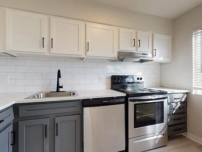 Alpine Lofts — Photo 10