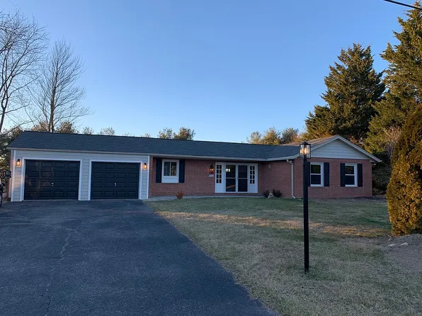 5900 Grace Lee Ave, Sykesville, MD 21784