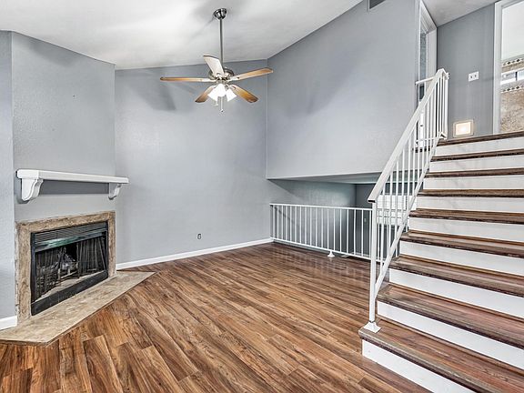 4th image of 5704 E Aire Libre Ave Unit 1009