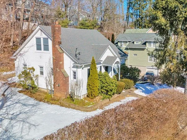 67 Barker Street, Mount Kisco, NY 10549