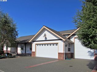 1000 Brooke Ln, Brookings, OR 97415