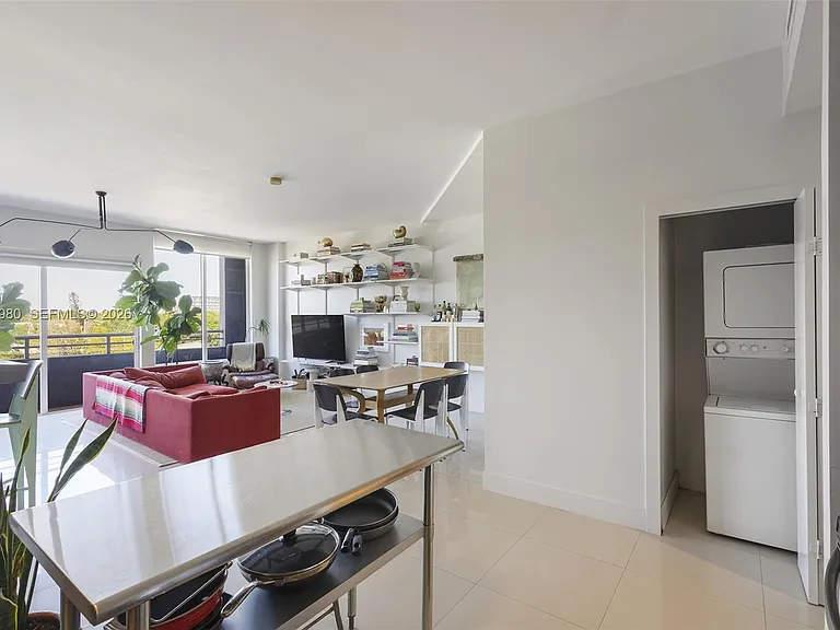 3250 Grand Ave #504 — Photo 11