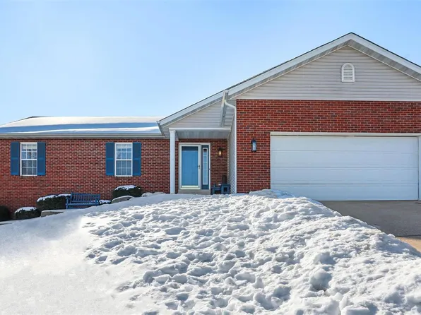 24 Emil Ct, Washington, MO 63090