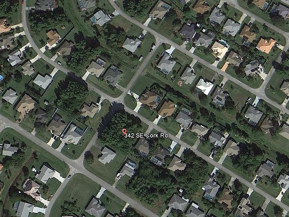 5th image of 517 SE Nome Dr
