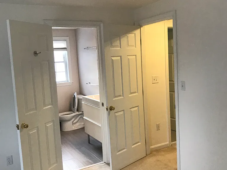 577 Winter St — Photo 56