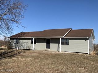 12704 Birch Dr, Diamond, MO 64840