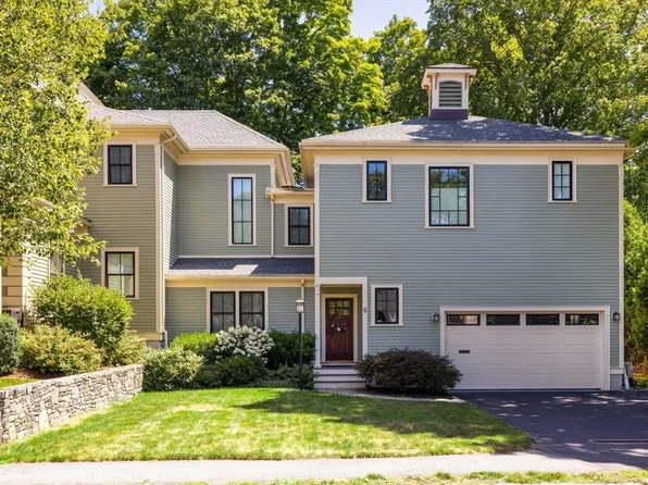 6 Paul St #2, Newton Center, MA 02459
