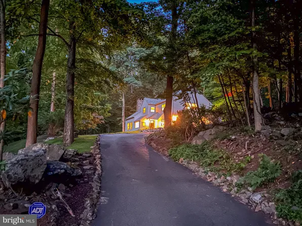 6130 Stoney Hill Rd, New Hope, PA 18938