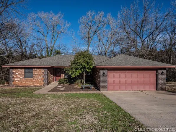 4505 Brookwood Dr, Noble, OK 73068