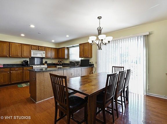 3rd image of 179 Sheffield Ln