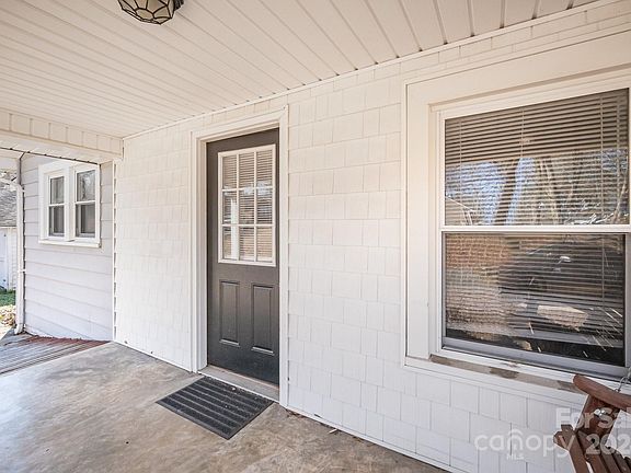 5th image of 809 E Harrison Ave