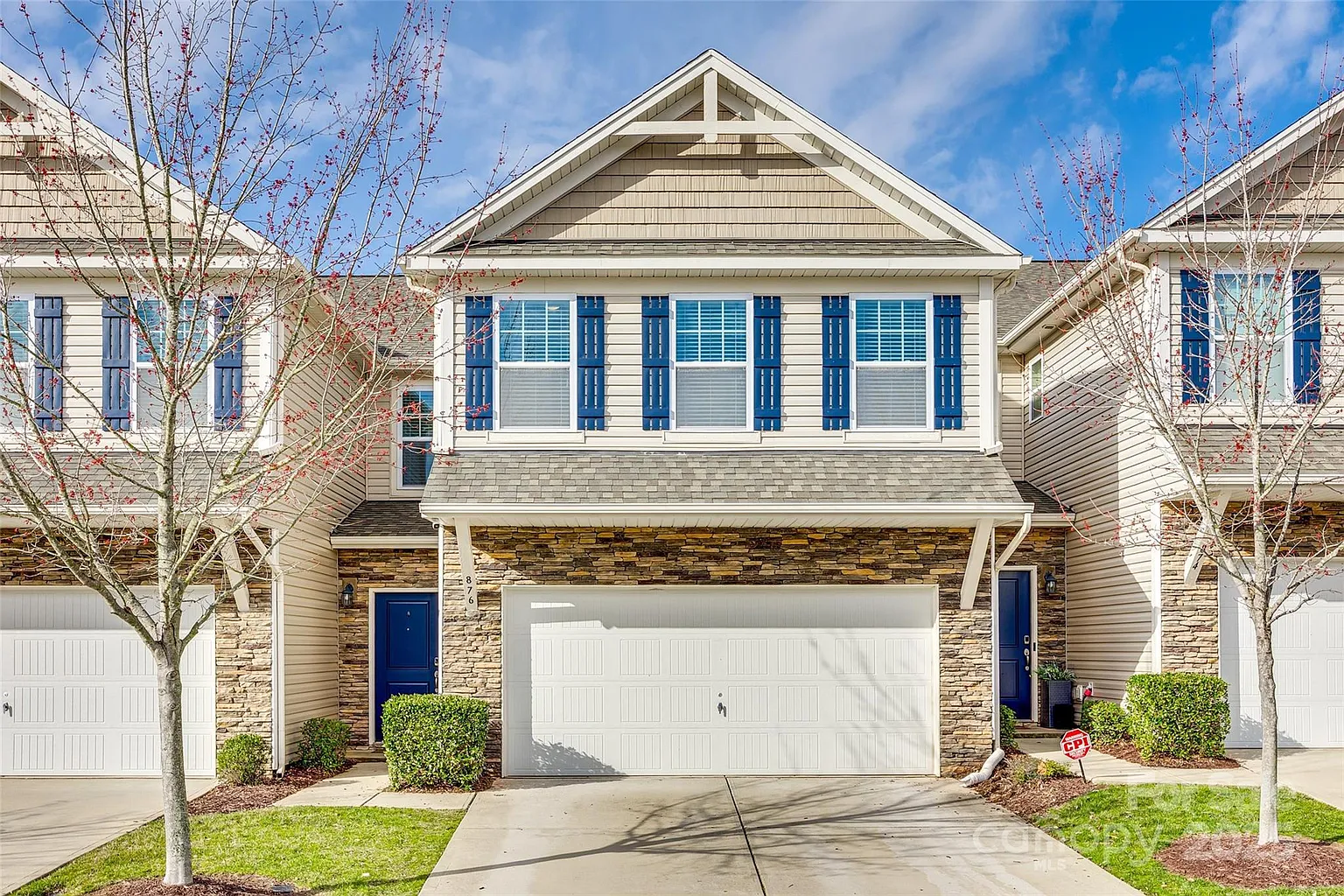 876 Summerlake Dr photo 1