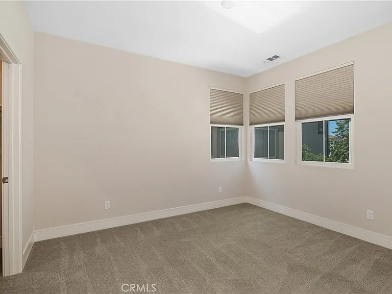 6795 Solterra Vista Pkwy — Photo 43