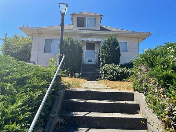 4th image of 4302 N Ferdinand St