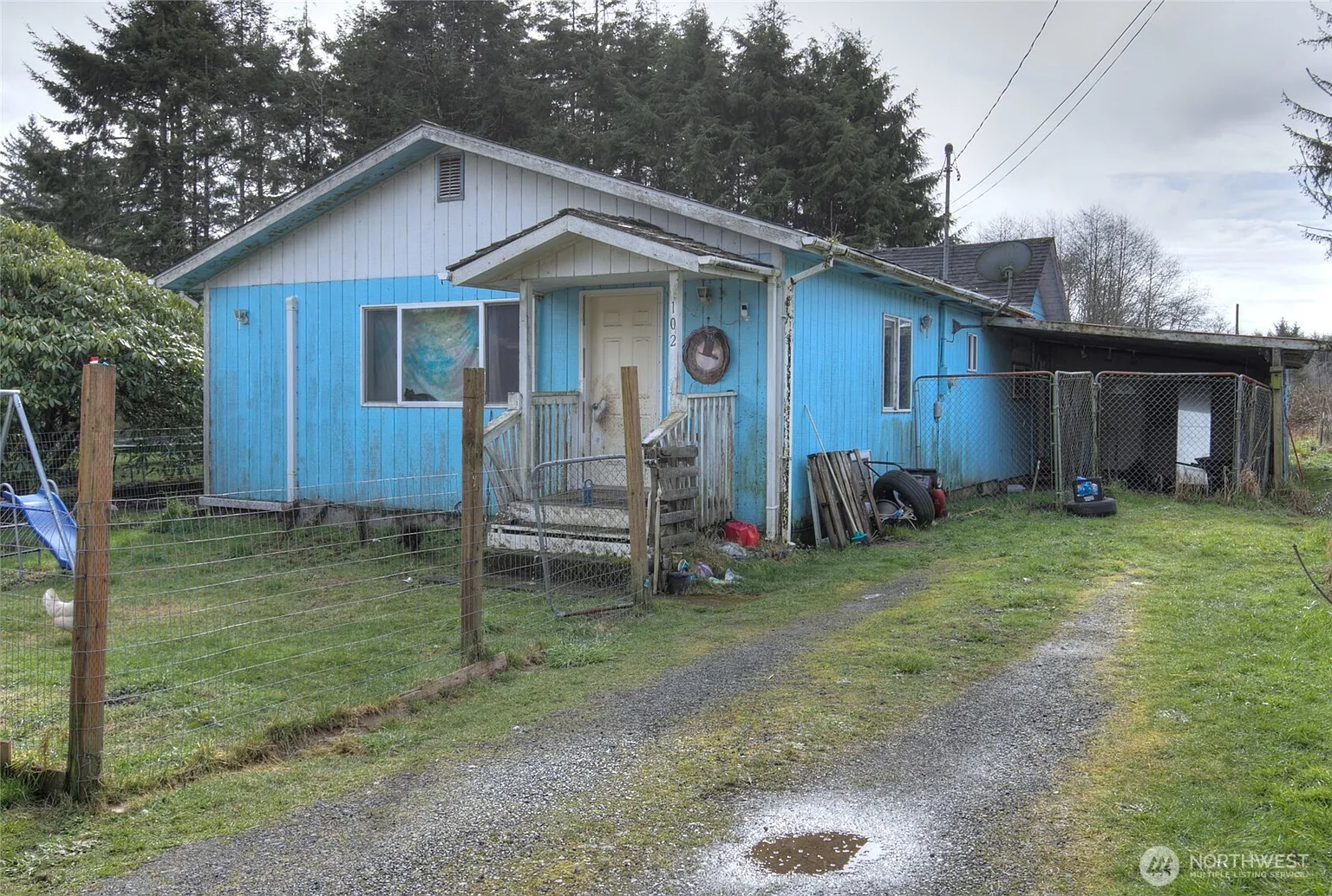 102 Elma Street photo 1