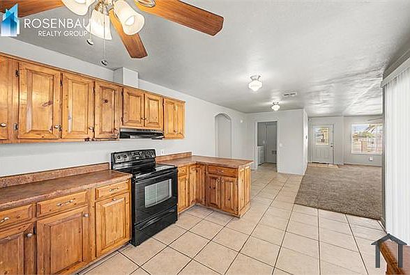 1st image of 207 E Date St
