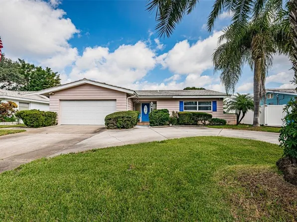 11705 66th Ave N, Seminole, FL 33772