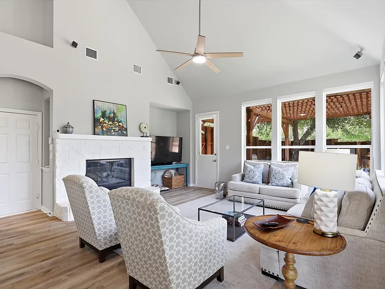 5668 Bay Meadows Dr — Photo 19