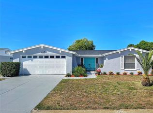 9825 Lake Chrise Ln, Port Richey, FL 34668