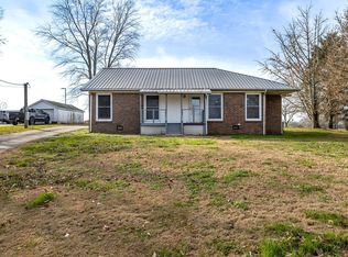 210 Salem Rd, Minor Hill, TN 38473