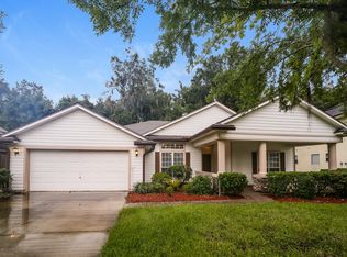 684 Reflection Cove Rd E, Jacksonville, FL 32218