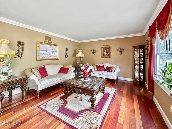 2nd image of 127 Melissa Court