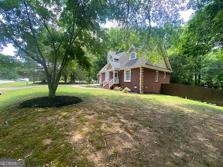 1130 Darlington Station Rd — Photo 3