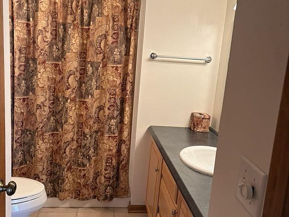 5th image of 29 Westend Cir