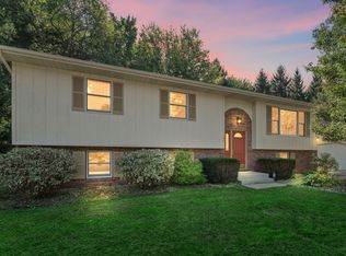 586 Fargo Rd, Westville, IN 46391