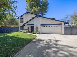 24603 Little Oak Ln, Santa Clarita, CA 91321